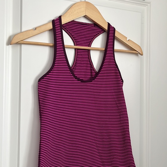 Lululemon Tank - Picture 2 of 5